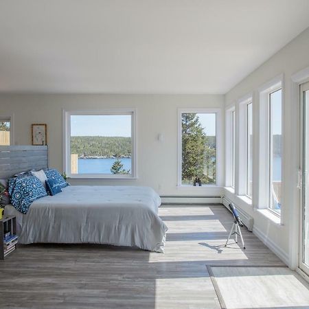 Whale House Guest House Mobile Exterior photo