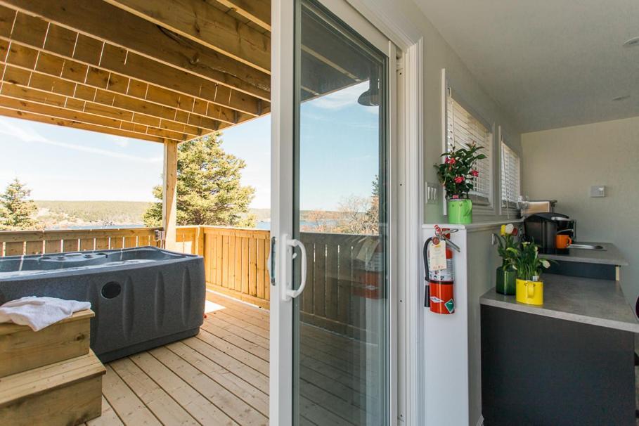 Whale House Guest House Mobile Exterior photo